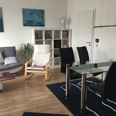 Fewo, 55 Qm, Voll Ausgestattet, Mit Sued-Loggia, Naehe Voelkerschlachtdenkmal Leipzig Luaran gambar