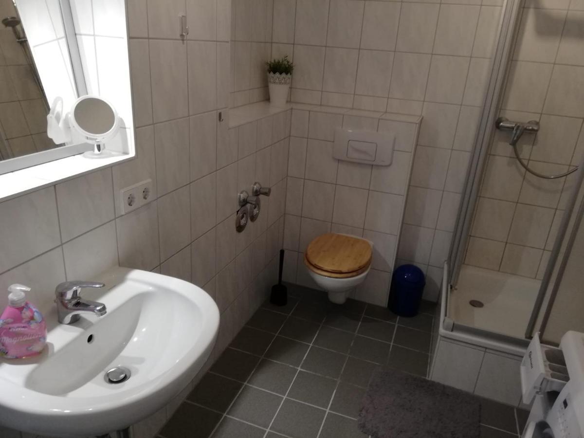 Fewo, 55 Qm, Voll Ausgestattet, Mit Sued-Loggia, Naehe Voelkerschlachtdenkmal Leipzig Luaran gambar